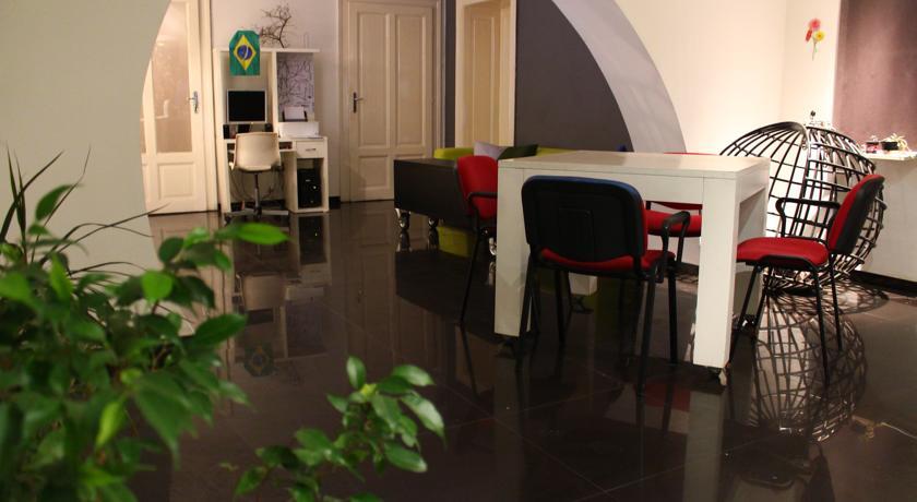 Crib Hostel
