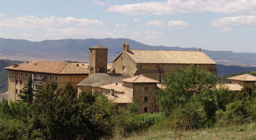 Хостел Albergue Sierra de Leyre