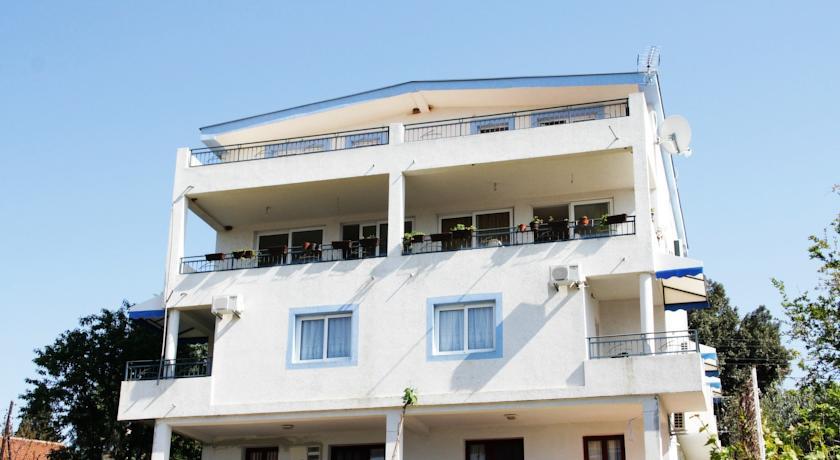 Апартаменты Apartments Ajla