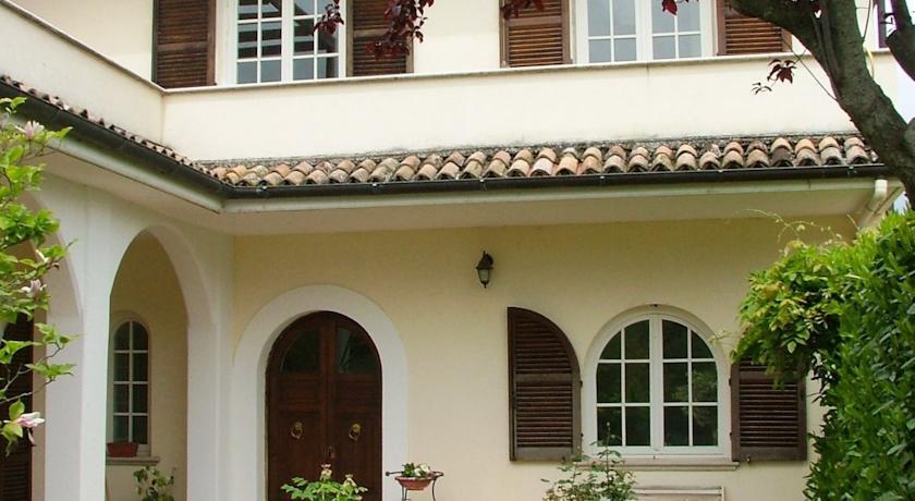 Отель Casale delle Rose