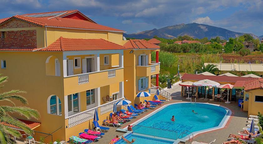 Апартаменты Garden Palace Hotel