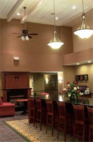Отель Hampton Inn & Suites Ankeny