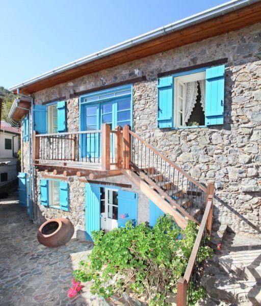 Отель Kalopanayiotis Cottage