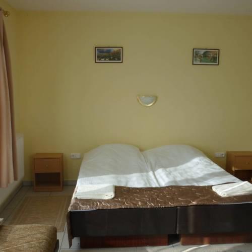 Апартаменты Nati Apartman Kehidakustány