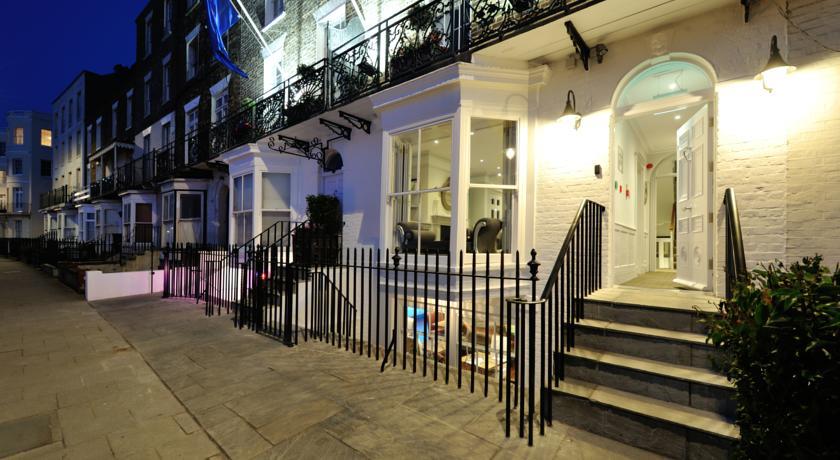 Отель The Victoria Crescent Hotel
