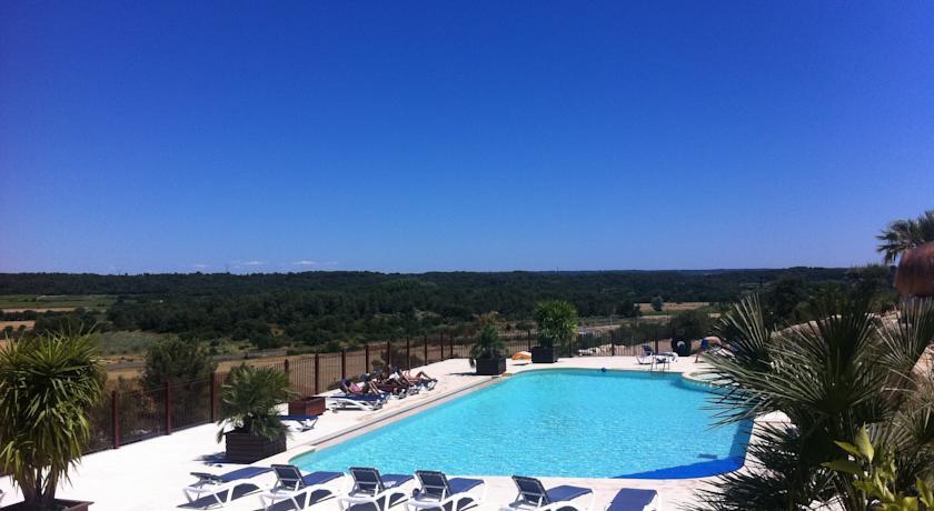 Отель Camping Mer et Camargue