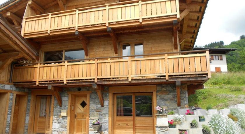 Апартаменты Appartement les 4 Monts