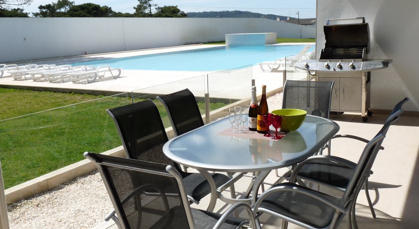 Апартаменты Pinheiro Manso Holiday beach Apartment