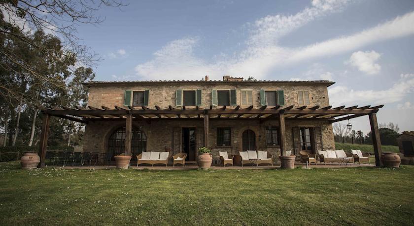 Отель Agriturismo Tenuta Serravalle
