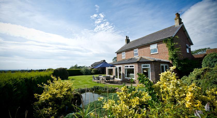 Отель Thornton Lodge Farm