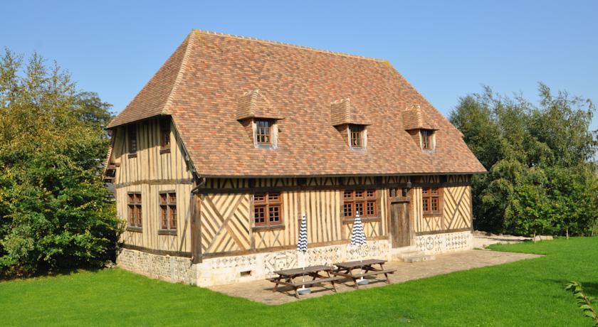 Апартаменты Le Manoir ***