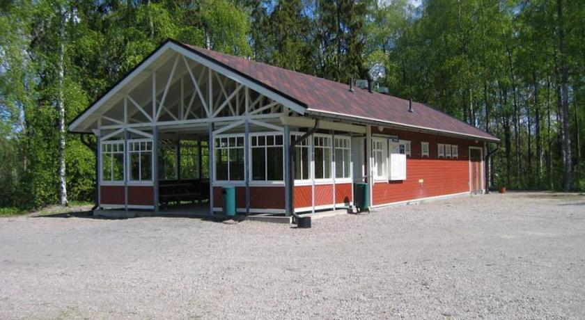 Отель Peltomäki Camping