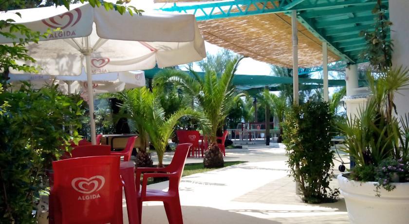 Отель Lido Villaggio il Ragno