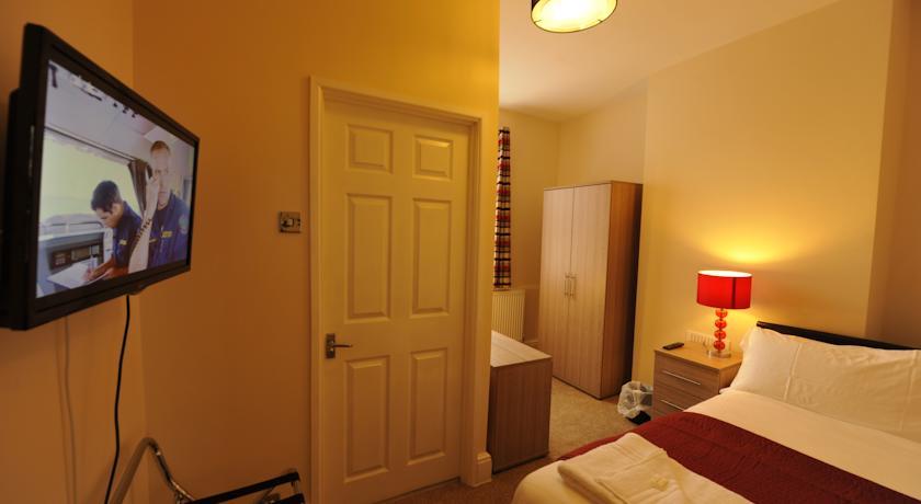 Гостевой дом Gail's Guest House