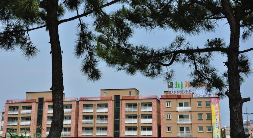 HJ House