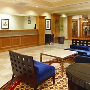 Отель Courtyard by Marriott Akron Stow