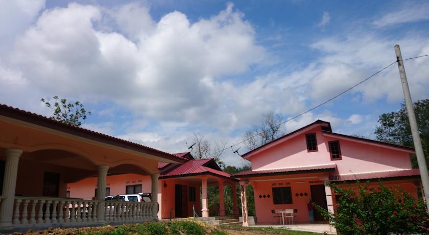 Гостевой дом Casaria Chalet