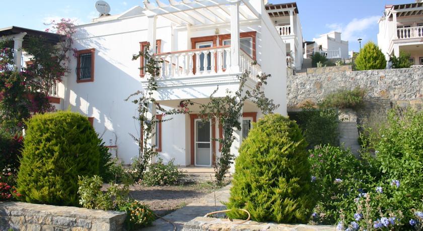 Вилла Maya Villa