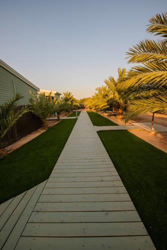 Отель Somewhere - Chalets in the Arava