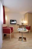 Отель Sorell Hotel Krone