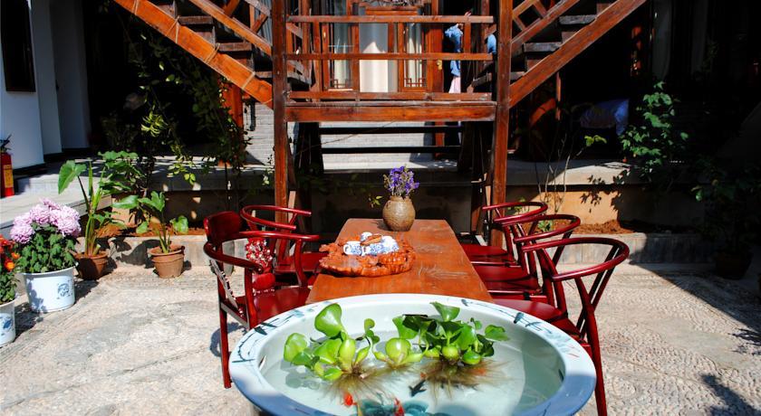 Lijiang Flower Dream Inn