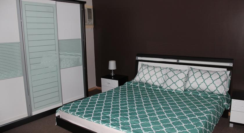 Апартаменты Al Mahrajan Plaza Furnished Apartments
