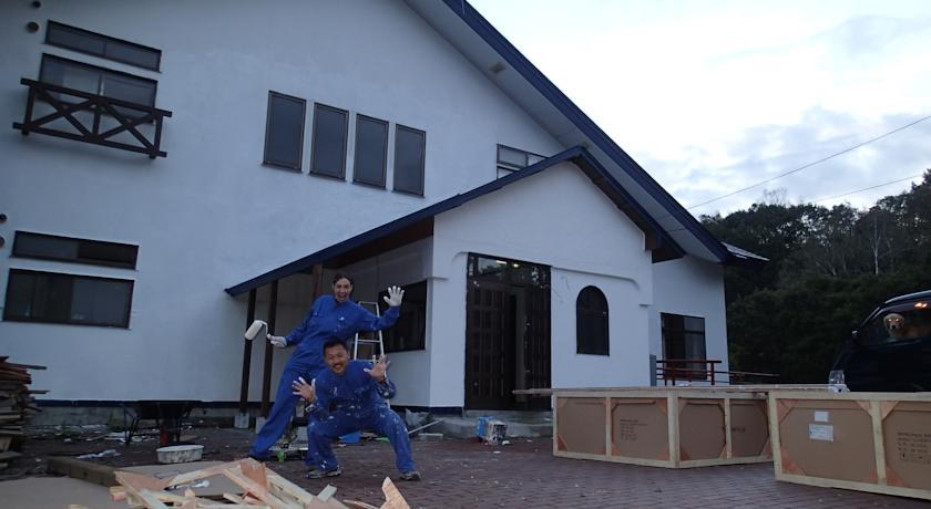 Отель Crawfish Madarao Lodge