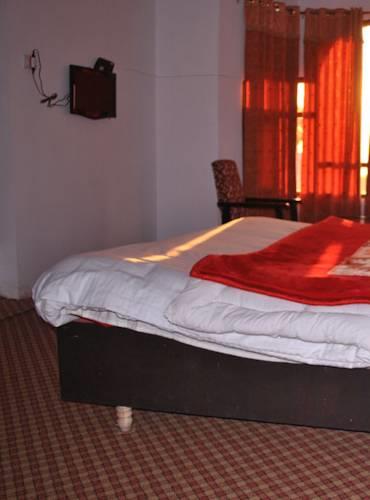 Отель Himalayan Resort