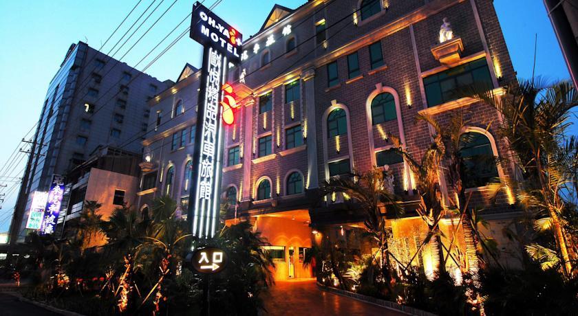 Отель OHYA Boutique Motel-Shin-Ying Branch