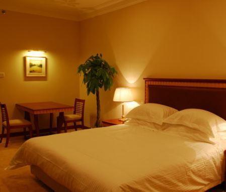Апартаменты Donghu Service Apartment Hotel