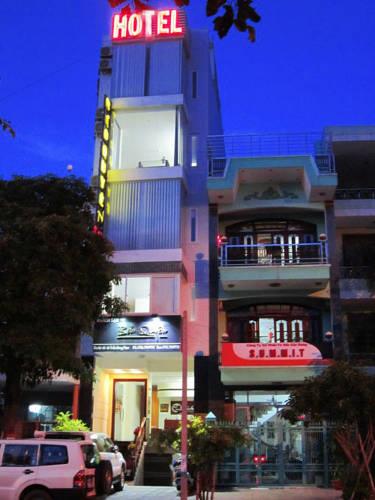 Bao Quyen Hotel