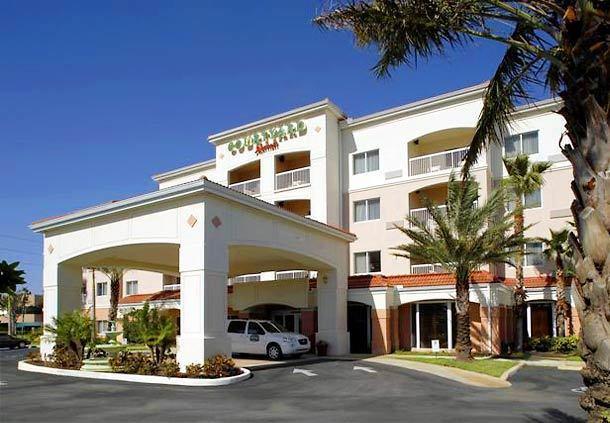 Отель Courtyard West Palm Beach Airport