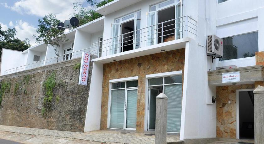 Kandy Reach Inn