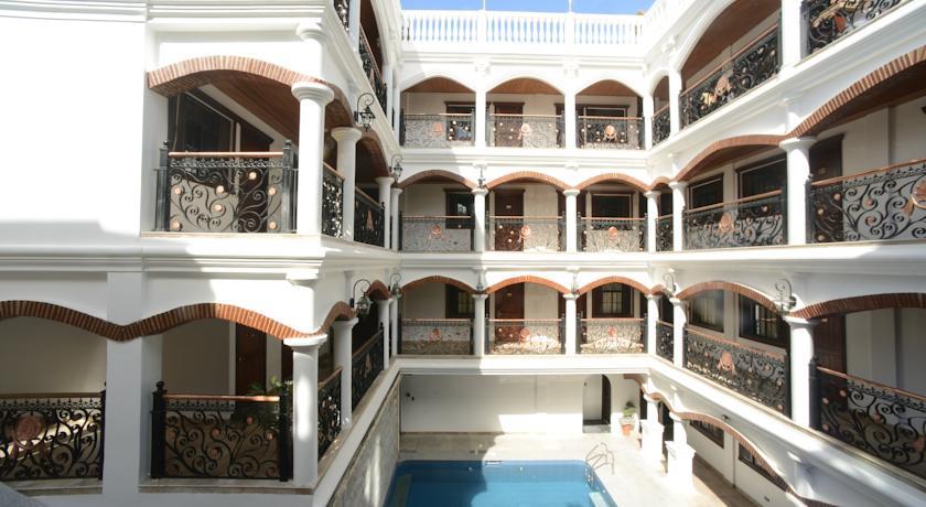 Отель Hotel Luna