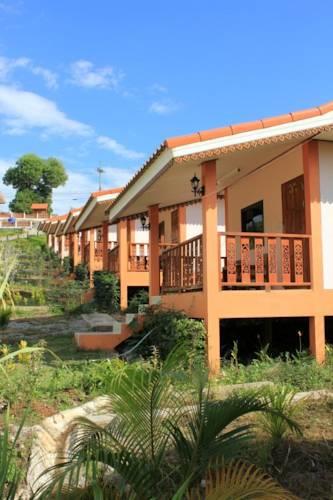 Отель Phuprima Resort