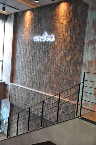 Отель Jeonju Benikea Jazz Around Hotel