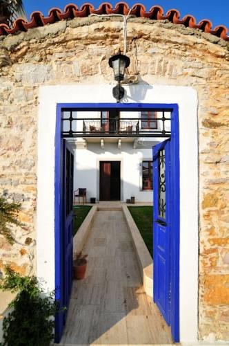 Cahide Maison