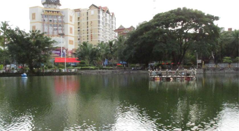 Отель The People's Government of Xishuangbanna Jingyong Hotel