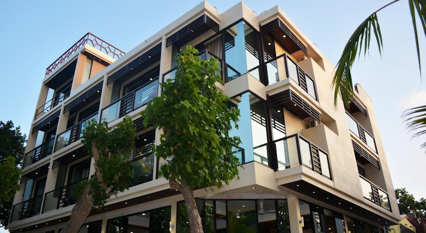 Отель Arena Beach Hotel