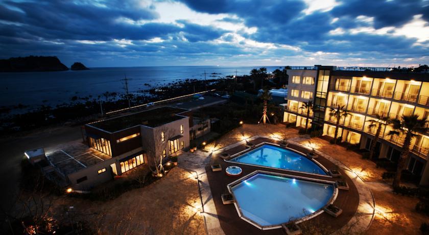 Отель Hotel Sumorum
