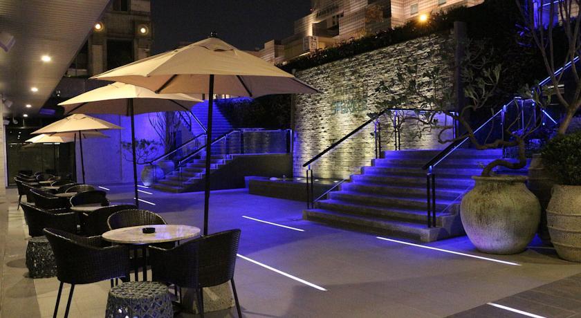 SPARKLE Hotel
