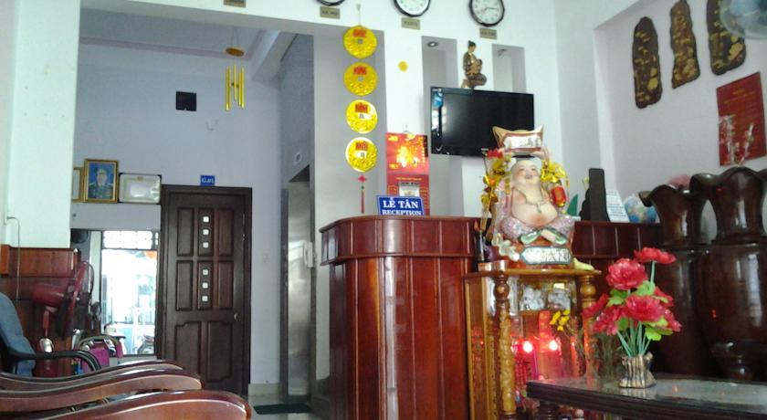 Cam Trang Hotel
