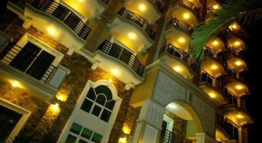 Sunday Hotel
