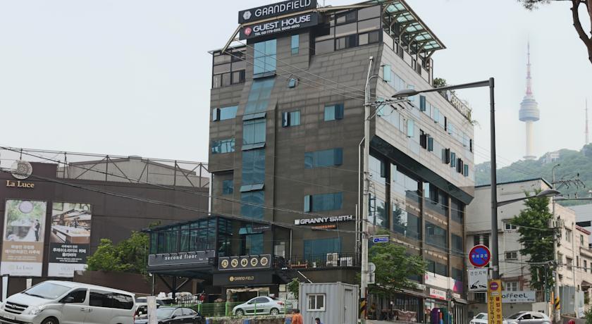 Grand Field Residence Hostel