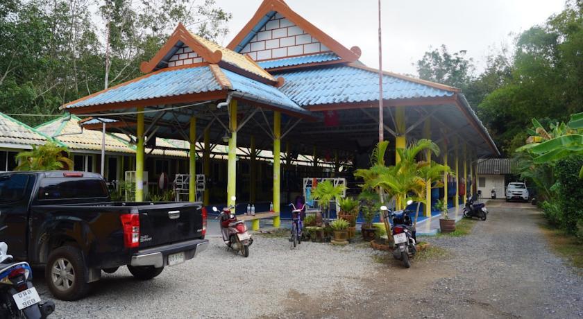 Lion Fitness Resort