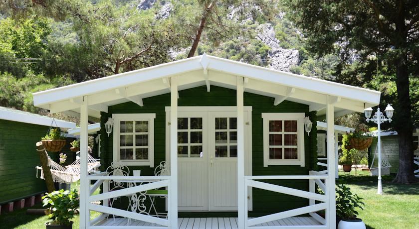 Мини-отель Lukkies Lodge Cirali