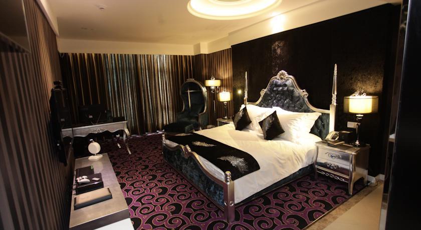 Отель Victorial Hotel Jiaozuo