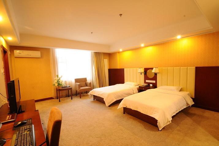 Отель Jinan Xuefu Zhongtian Business Hotel