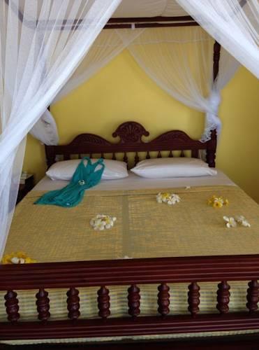 Отель Beach Hotel Black Orchid