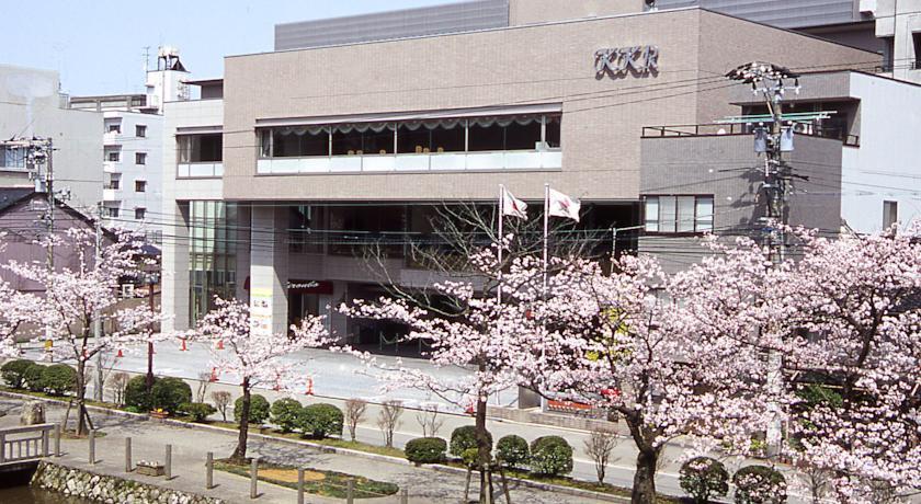 Отель KKR Hotel Kanazawa